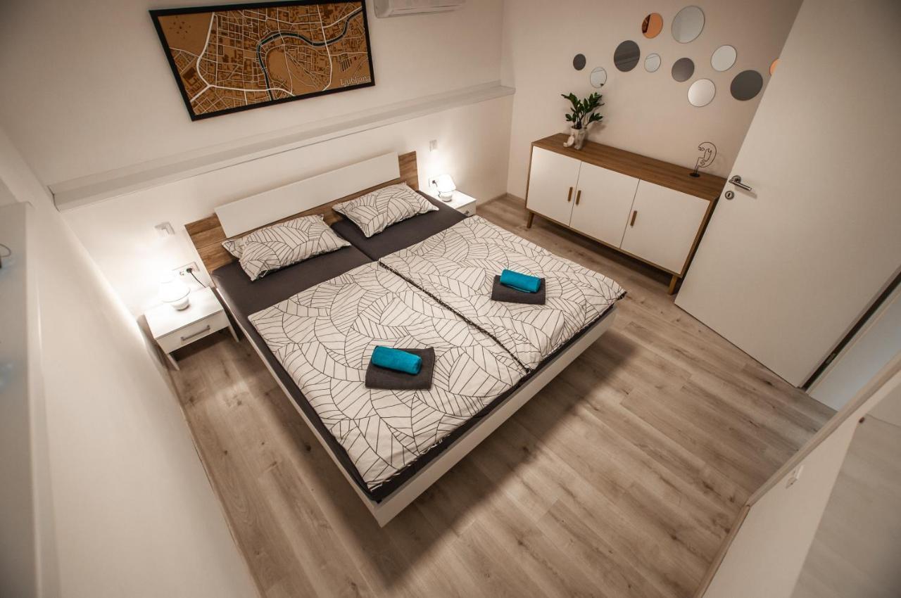 Cozy Little Apartments Иг Экстерьер фото